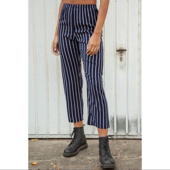❌SOLD❌Brandy Melville Frankie Pants - Picture 6 of 9